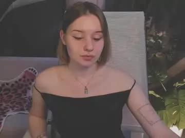 Naked Room red_queeen 