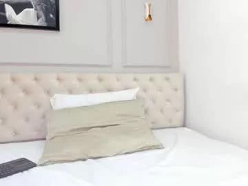 riri_candy from Chaturbate