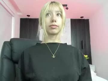 serene_waves from Chaturbate