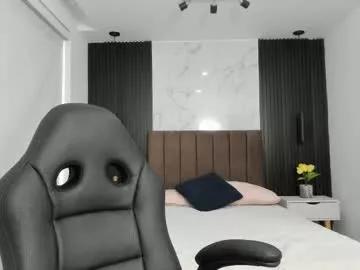 serene_waves from Chaturbate