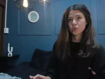 skyy_bloom from Chaturbate