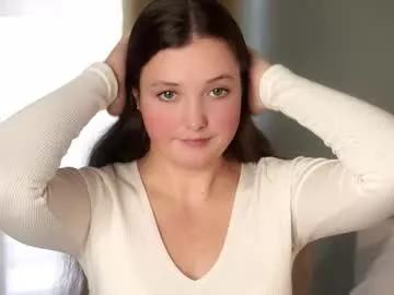 tilliebarufaldi from Chaturbate