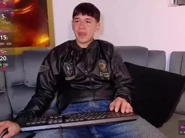 Naked Room twink_daren 