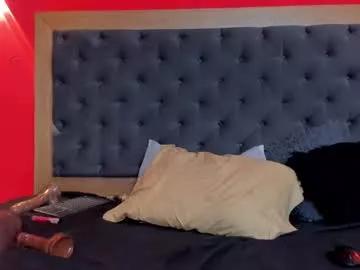 yayahilton from Chaturbate