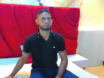 yeferson_scott from Chaturbate