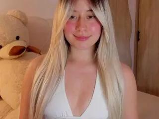 amy_blondes from Flirt4Free
