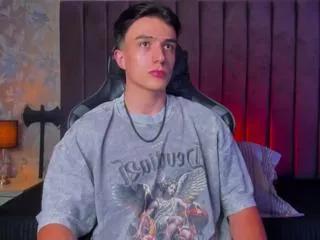 aslan_fox from Flirt4Free
