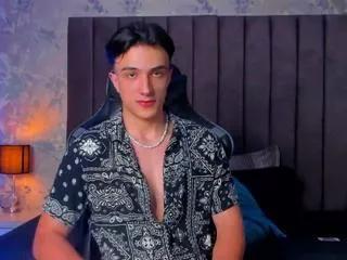aslan_fox from Flirt4Free