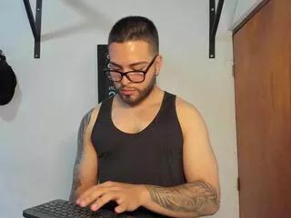 axel_lion from Flirt4Free