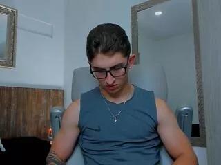 calvin_hunter on Flirt4Free