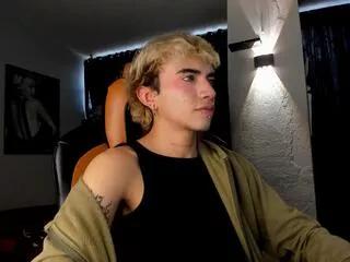 darko_davis on Flirt4Free