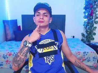 darwin_hernert from Flirt4Free