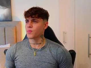 derek_valentino from Flirt4Free