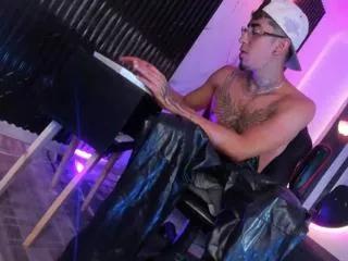 donovan_desmond from Flirt4Free