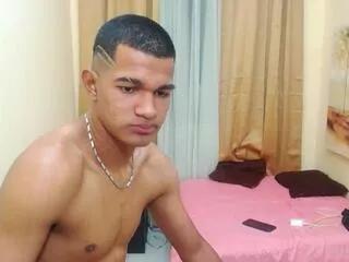elias_elix from Flirt4Free