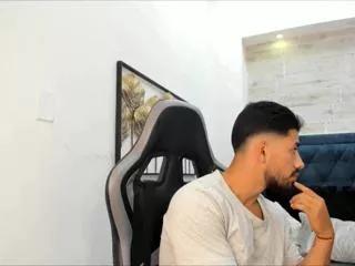ezzio_scolaro from Flirt4Free