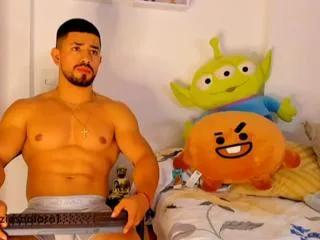 ezzio_scolaro from Flirt4Free