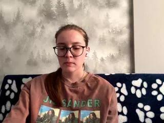idella_suppa from Flirt4Free