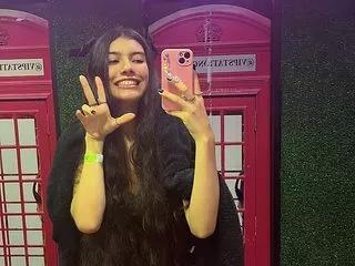 isabela_hidden from Flirt4Free