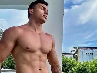 james_whiite from Flirt4Free