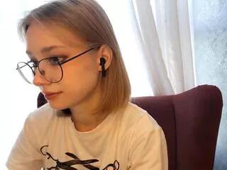 karren_tonti from Flirt4Free