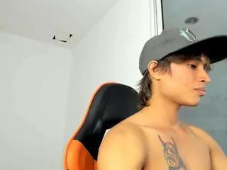 kenshi_roa from Flirt4Free