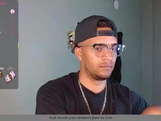 latino_xandre from Flirt4Free