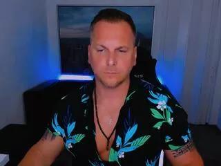 leoboy from Flirt4Free