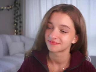 lynna_frere from Flirt4Free