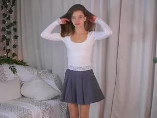lynna_frere from Flirt4Free