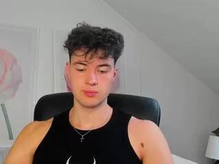 nikk_carville from Flirt4Free