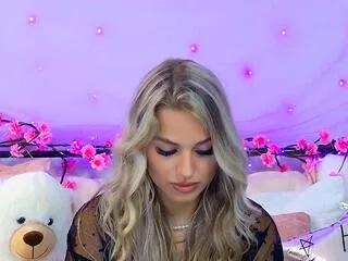 nikki_alman from Flirt4Free
