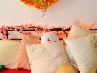 nikki_alman from Flirt4Free