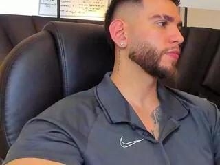 robert_croy from Flirt4Free