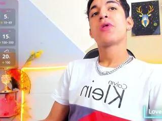 stiben_suarez from Flirt4Free