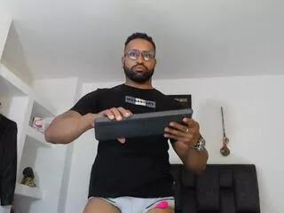 tayler_summer from Flirt4Free