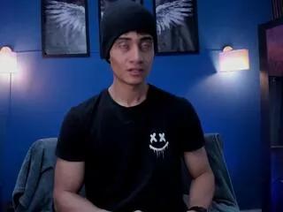 thony_falcon from Flirt4Free