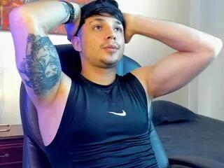 williams_launther from Flirt4Free