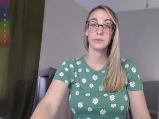 zoey_evans from Flirt4Free
