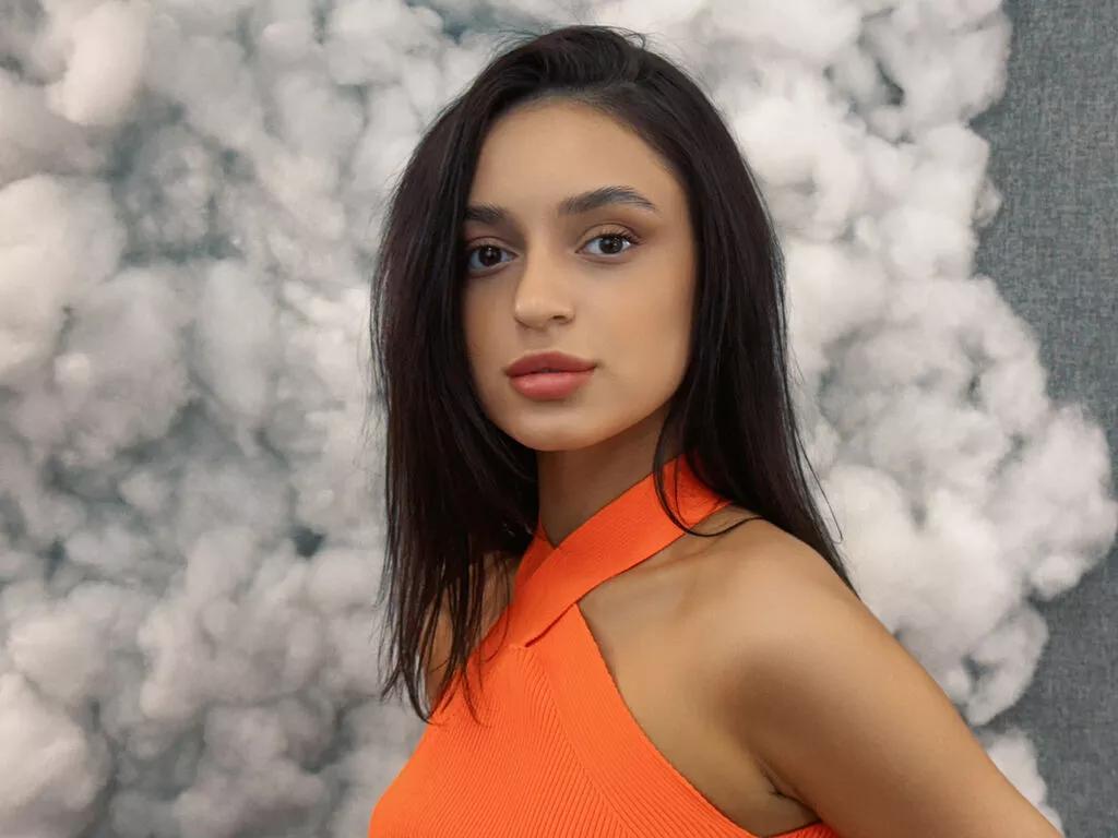 AdoraCortes from LiveJasmin