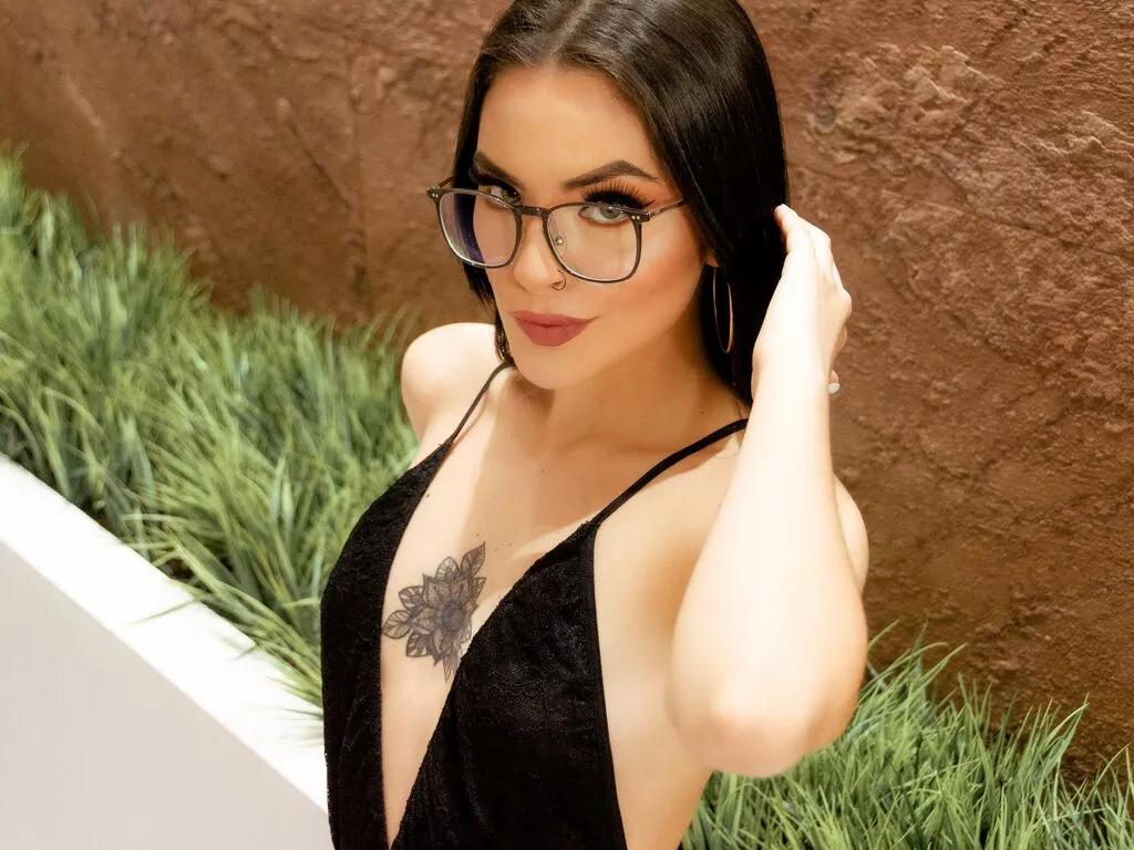 AlexaZambrano from LiveJasmin