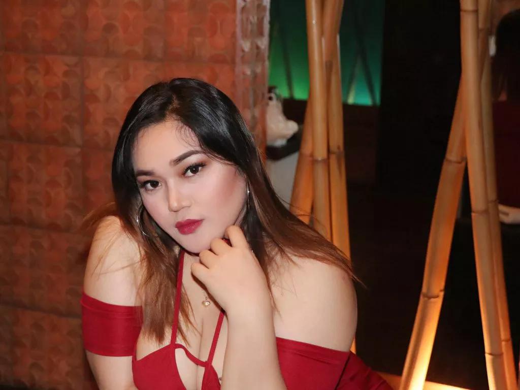 AtashaCollins from LiveJasmin