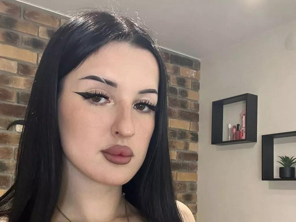 BlakVanil from LiveJasmin
