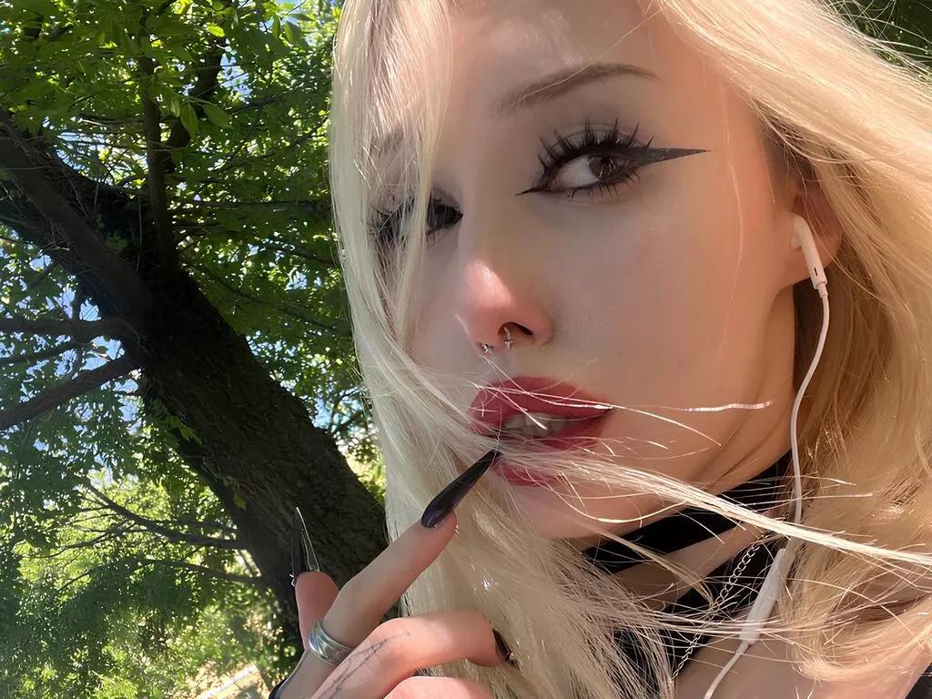BrittBlakeman from LiveJasmin