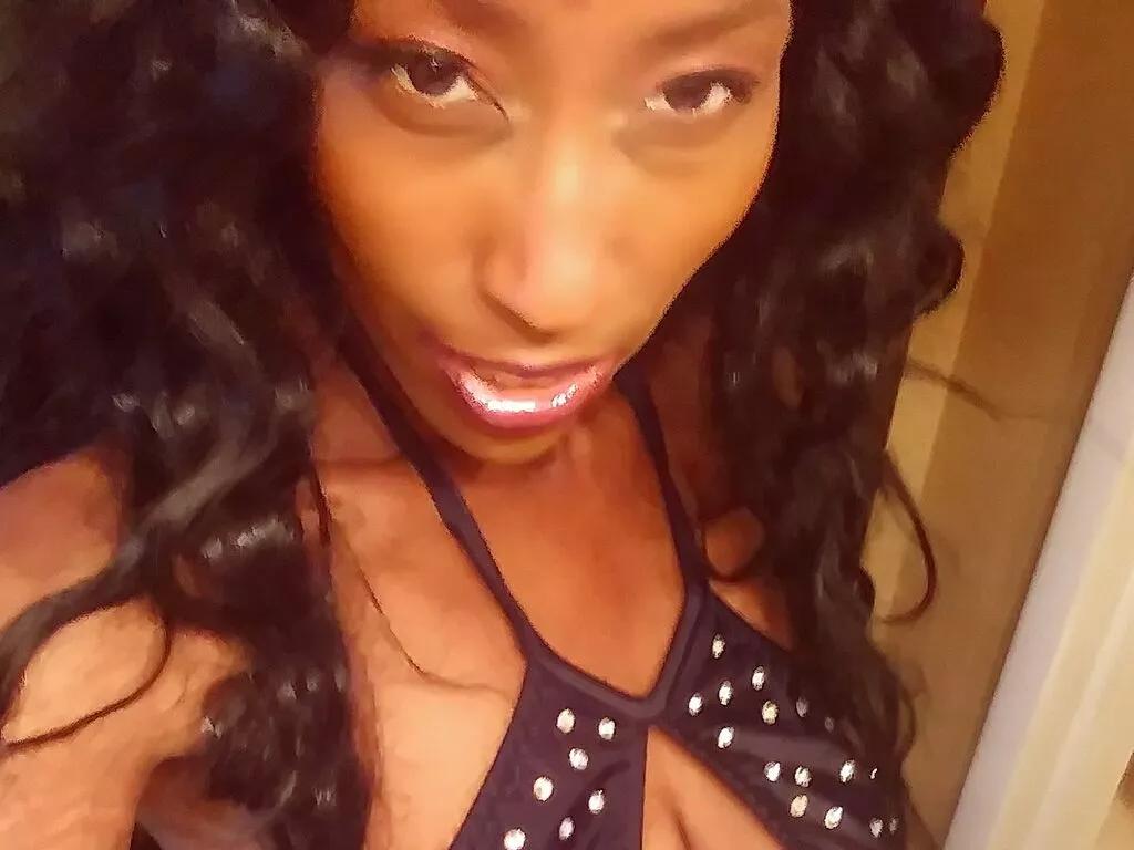 BustyBaddie from LiveJasmin