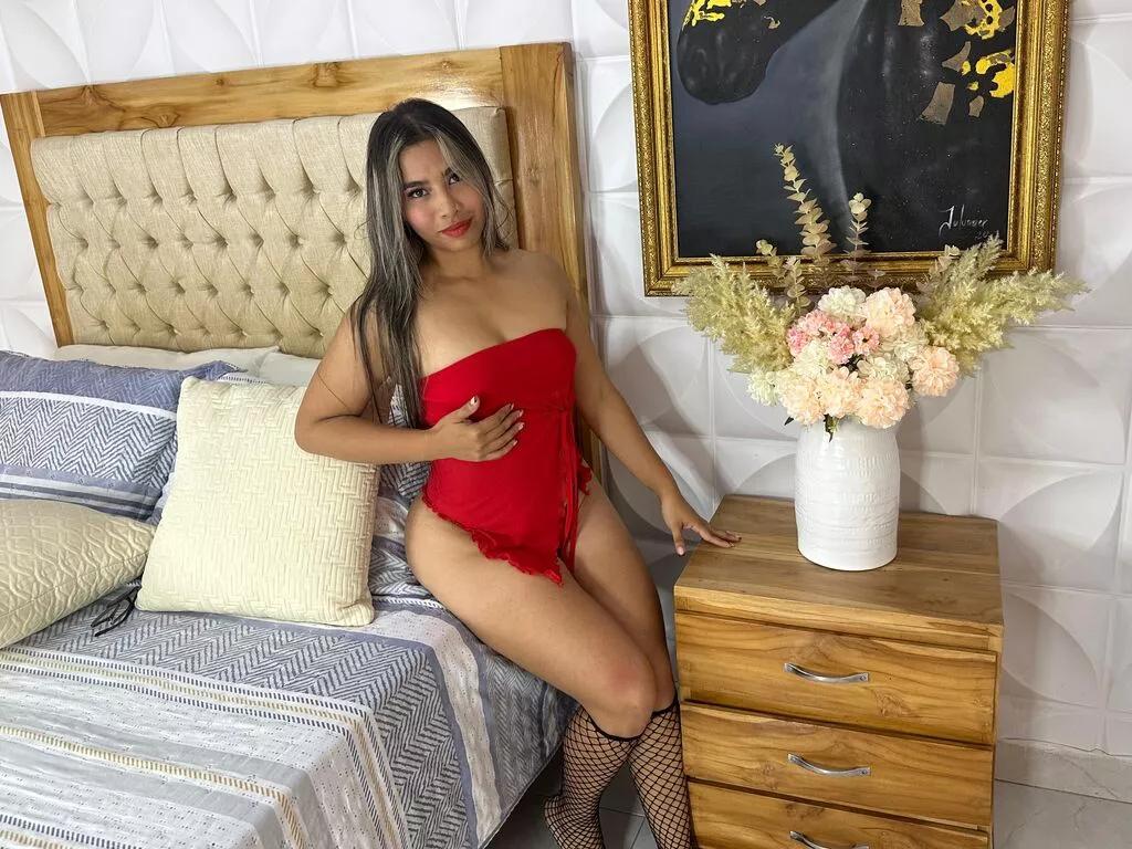 DaharaWilliams from LiveJasmin