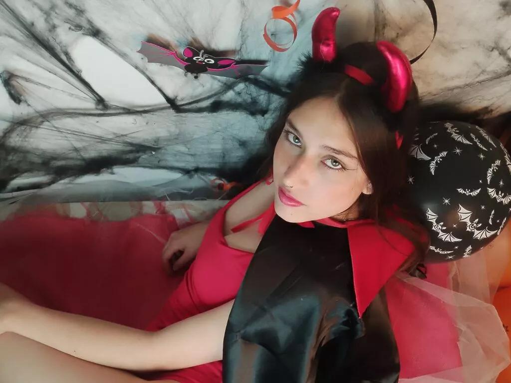 DaniWaynn from LiveJasmin
