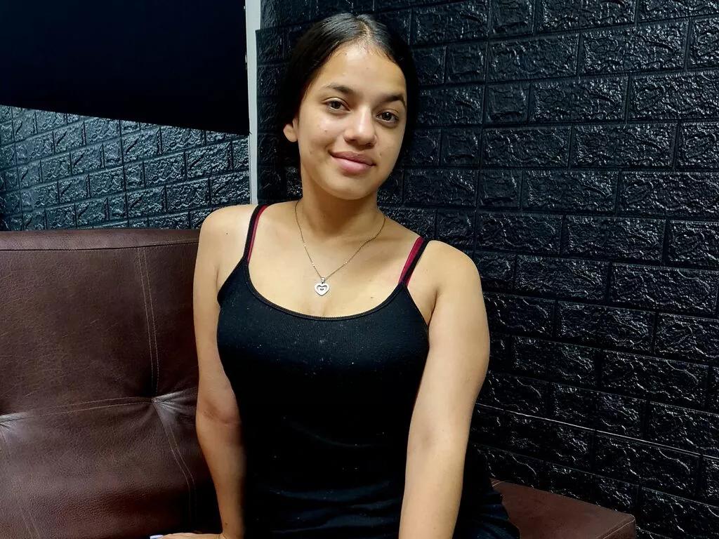 DaryelisOwen from LiveJasmin