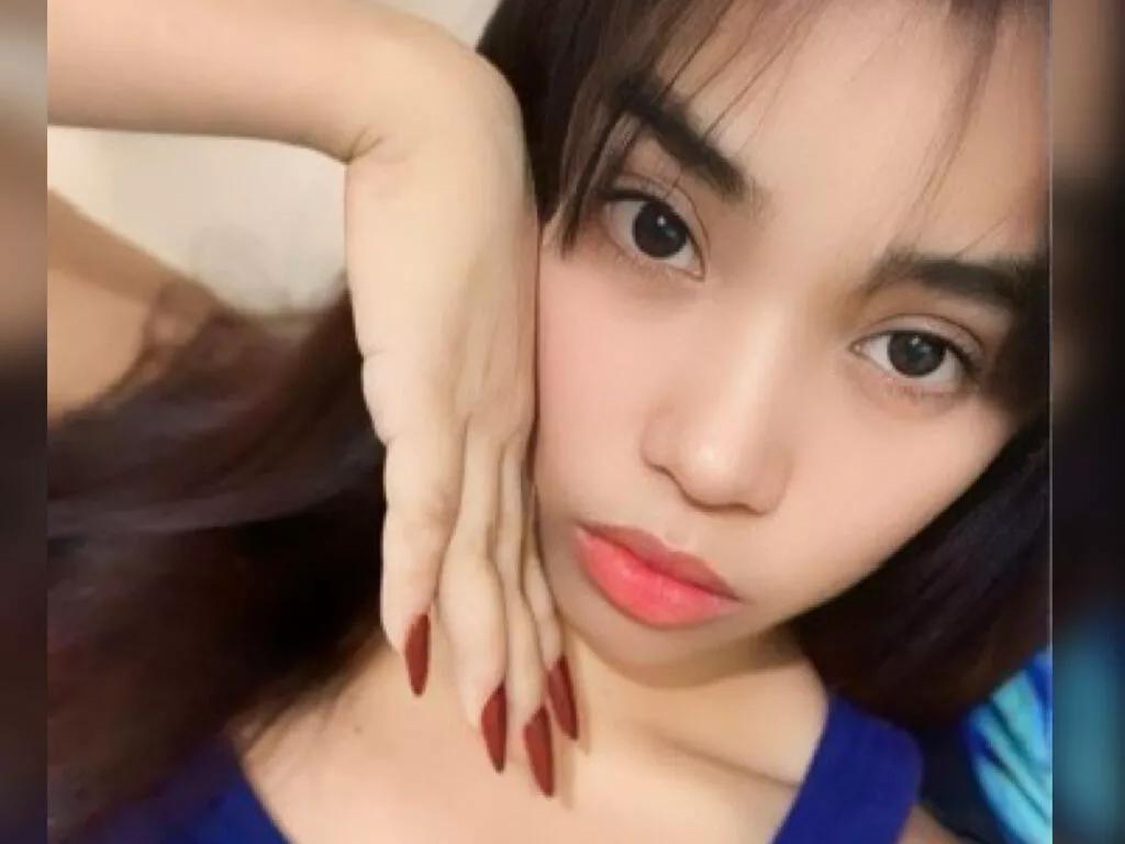 EmilyCian from LiveJasmin