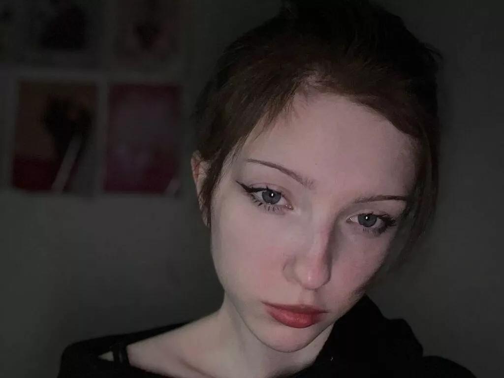 GlennaAlman from LiveJasmin